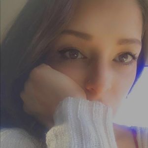 Meet your Posher, Anum